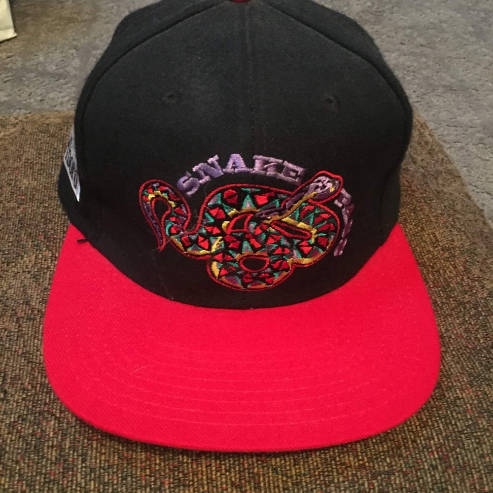 Marlboro snap back hat
